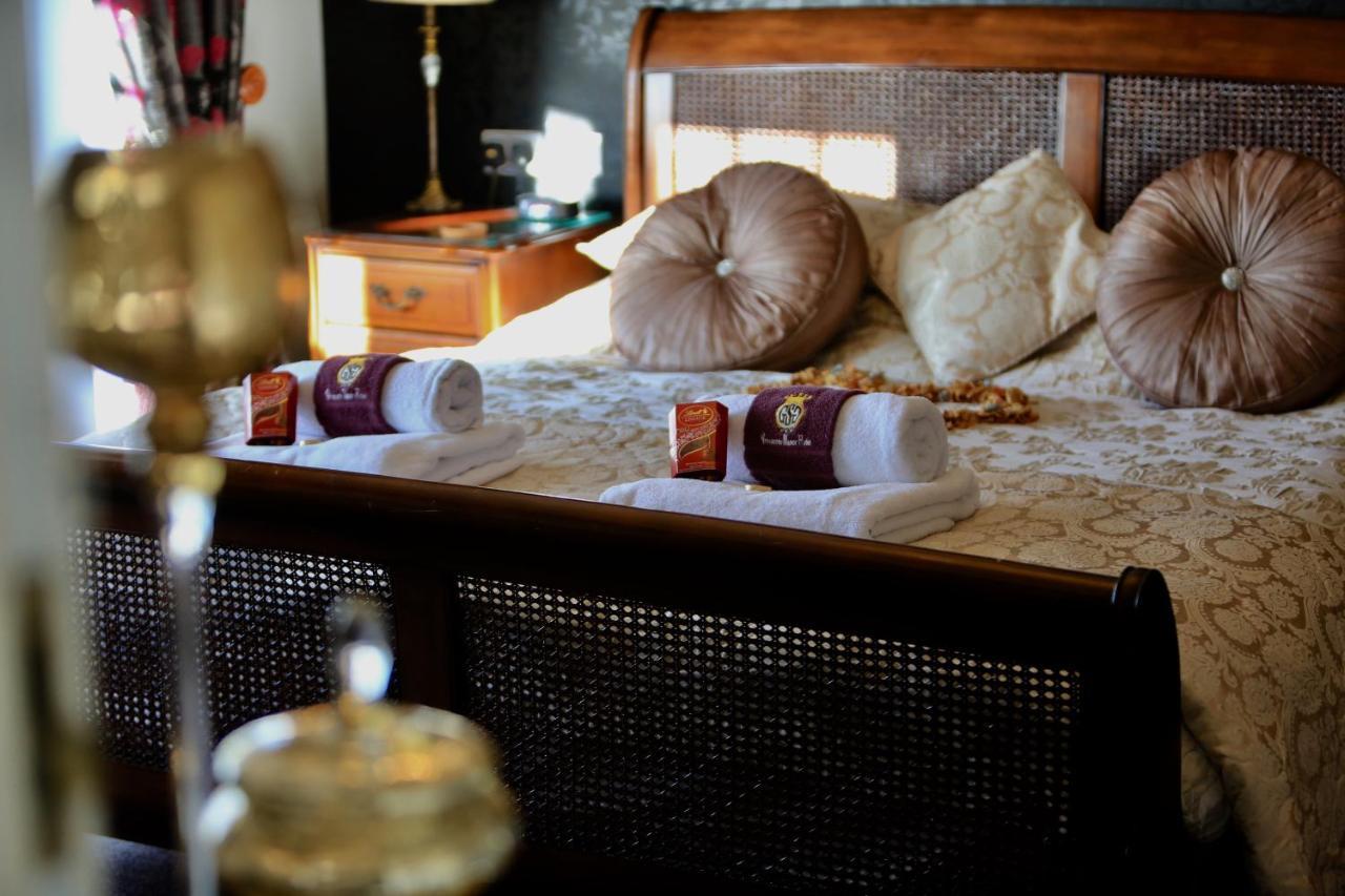 Grimscote Manor Hotel Колсхилл Экстерьер фото